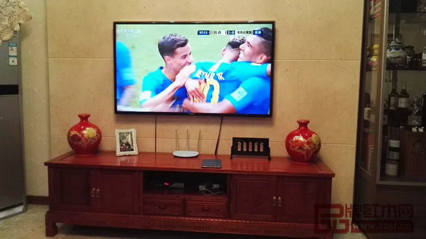 紅木電視柜與世界杯的故事 紅木電視柜與世界杯的故事