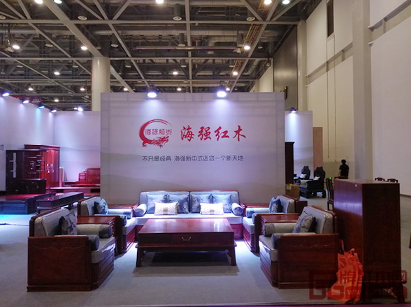 海強紅木攜新品《君臨系列》出擊第一屆杭州國際家具展