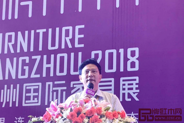 浙江省家具行業(yè)協(xié)會名譽理事長蔣鴻源致辭 浙江省家具行業(yè)協(xié)會名譽理事長蔣鴻源致辭