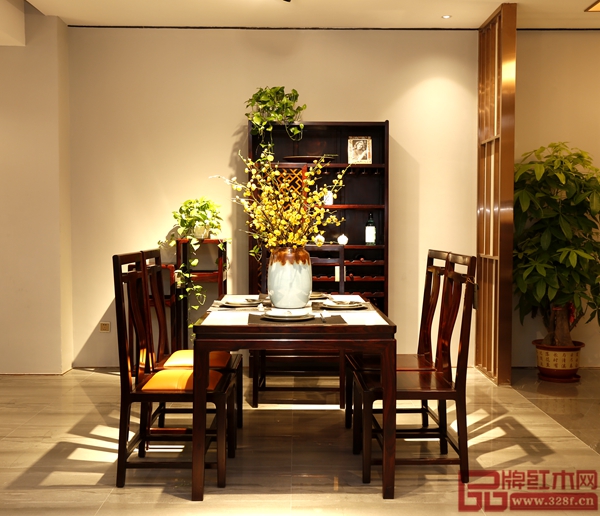 長匯紅木·檀薈新中式家具體驗(yàn)式展廳——餐廳氛圍營造 長匯紅木·檀薈新中式家具體驗(yàn)式展廳——餐廳氛圍營造