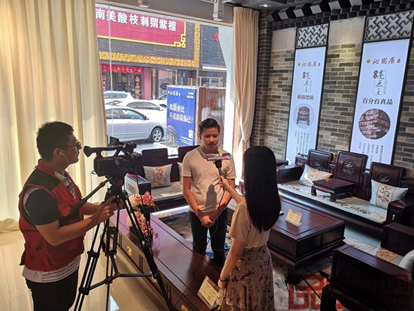 沁園居總經(jīng)理張澤彬接受采訪