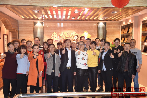 胡遠廉視員工和人才為企業(yè)最大的財富，這也使得不少員工跟著他一干就是上十年