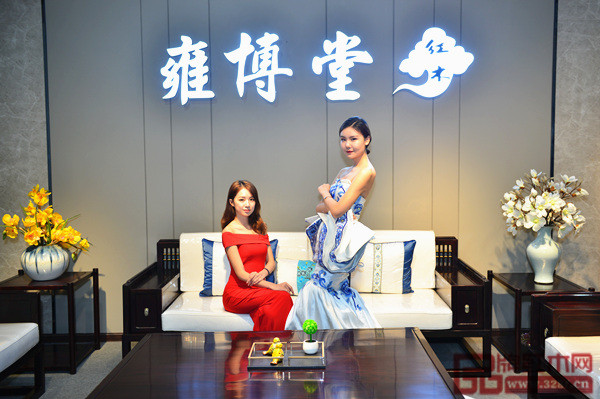 雍博堂紅木位于中山大涌紅博城四首層A18的展廳 雍博堂紅木位于中山大涌紅博城四首層A18的展廳