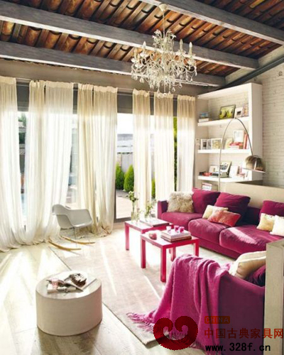 巴塞羅那的古典家具裝飾設(shè)計