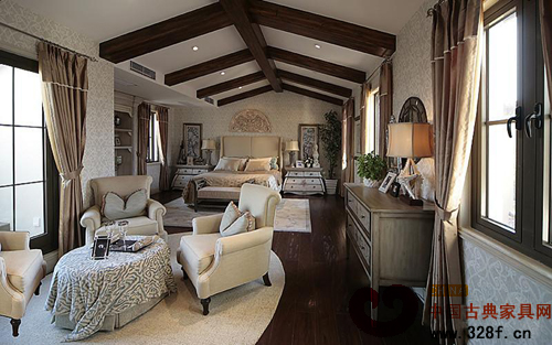 喧囂下的幽靜別墅