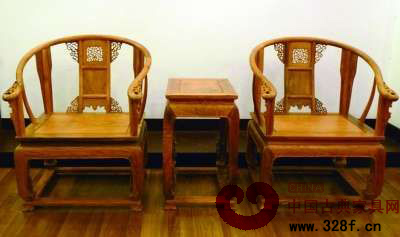 黃花梨皇宮圈椅（明）