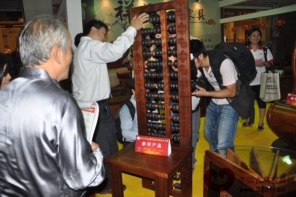 精品獎(jiǎng)“義利合一椅”