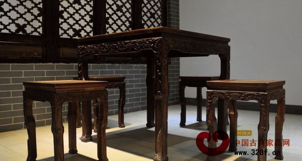 洛陽明清紅木家具博物館的家具展品