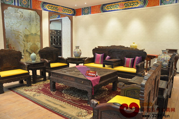 老字號君宇恒業(yè)紅木展館一角