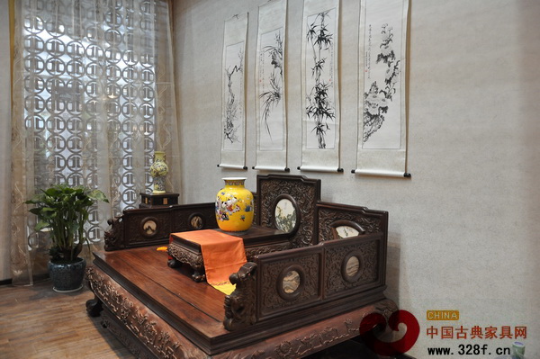 老字號君宇恒業(yè)紅木在產(chǎn)品設計、研發(fā)方面始終處于行業(yè)的領(lǐng)先地位