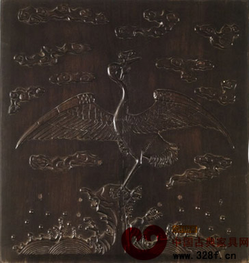 清 紫檀仙鶴展翅海云紋案屏風浮雕