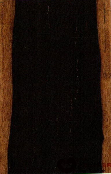 烏木開(kāi)料后板材圖