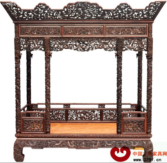 小葉紫檀雕云龍紋架子床