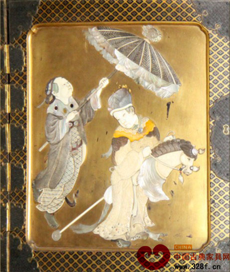 清代髹漆描金鑲嵌百寶格局部圖一