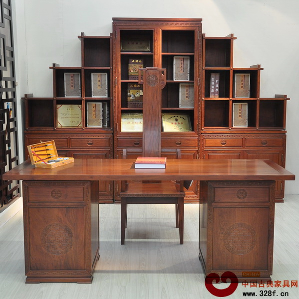 深發(fā)紅木作品