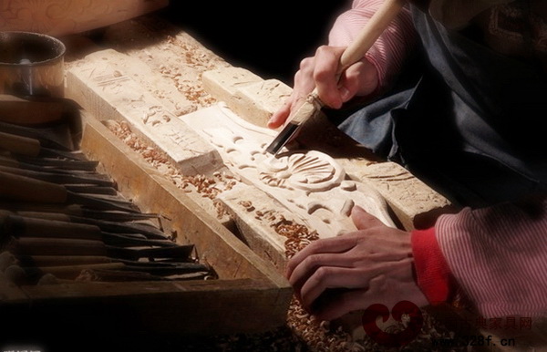純手工雕刻
