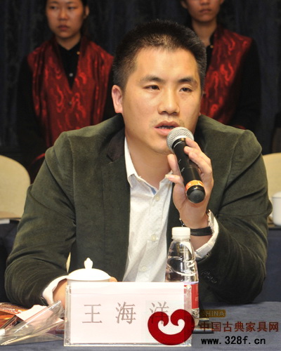 東陽市雙洋紅木家具有限公司董事長王海洋接受記者采訪