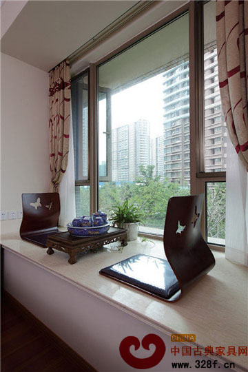 中式風(fēng)格飄窗裝修效果圖