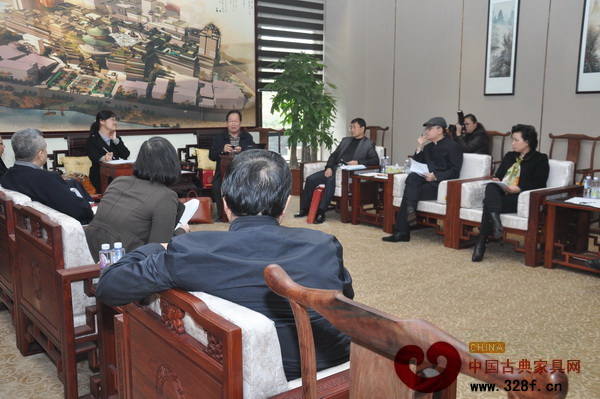 《紅木》國(guó)標(biāo)修訂小組討論