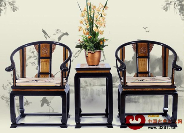 御典紅木出品的全球限量版御典金絲楠木皇宮椅