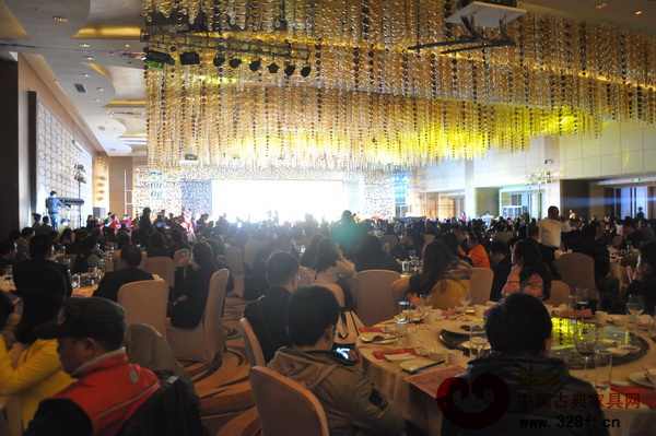 中山市家具商會(huì)16周年會(huì)慶現(xiàn)場(chǎng)座無(wú)虛席
