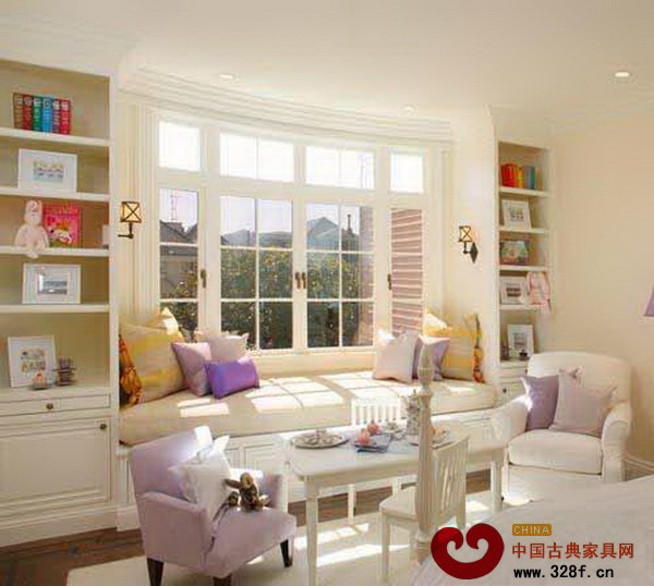 歐式優(yōu)雅飄窗設計