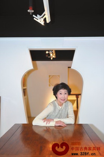 “黃花梨皇后”——伍嘉恩