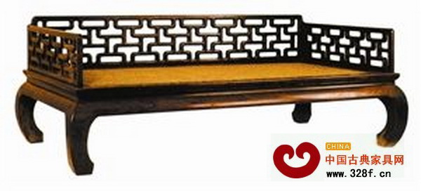 明 鐵力床身紫檀圍子三屏風(fēng)羅漢床