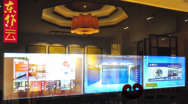 “東作云”家具體驗館內(nèi)電商設(shè)備