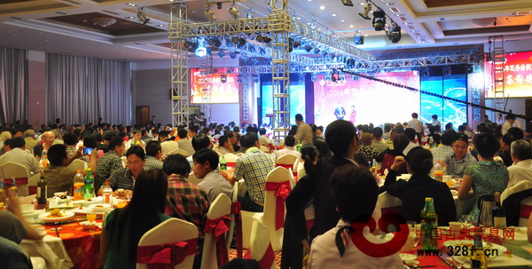 中信紅木2014經(jīng)銷商大會暨答謝晚宴現(xiàn)場