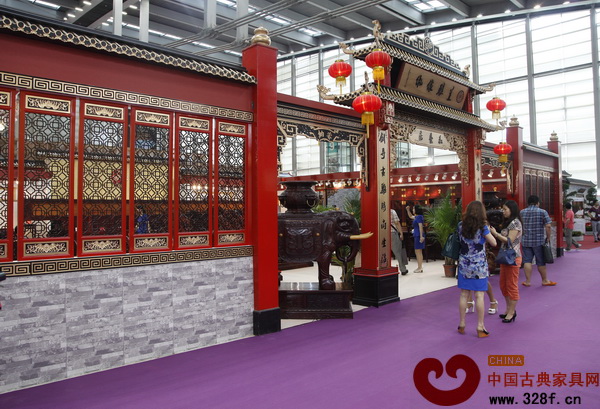 美聯(lián)家私位于深圳文博會上的展館外景