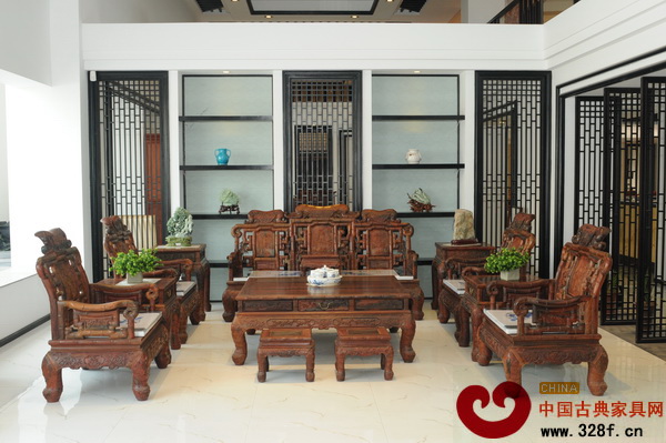 大紅酸枝沙發(fā)