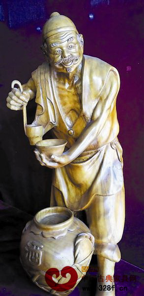 木雕藝人吳漢標(biāo)——《酒翁》