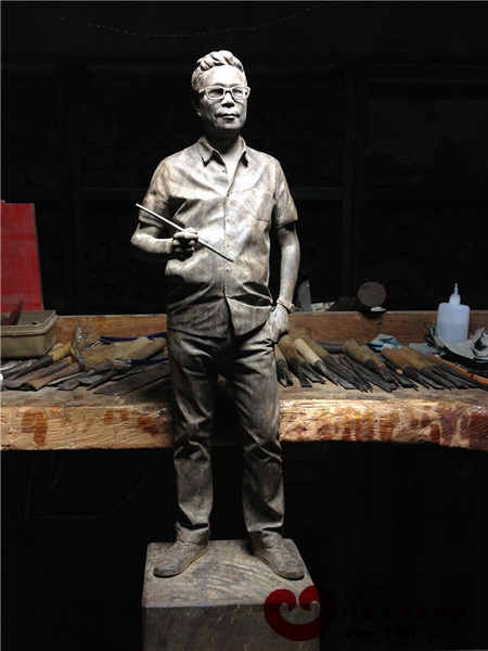 劉小金寫實木雕作品