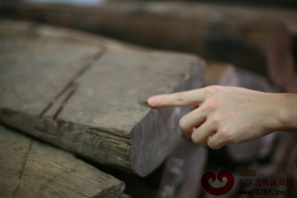 大紅酸枝價(jià)格今年較下降約15-30%