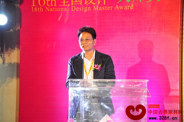 教育部職業(yè)教育教學(xué)指導(dǎo)委員會主任、同濟(jì)大學(xué)教授、博士生導(dǎo)師林家陽致辭