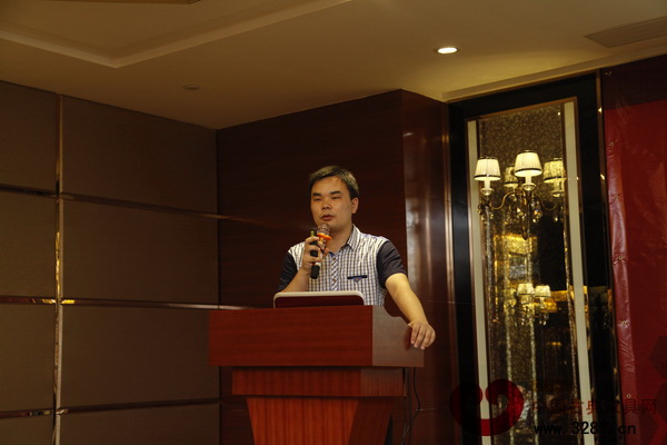 第二屆紅木家具企業(yè)微信營(yíng)銷(xiāo)應(yīng)用培訓(xùn)會(huì)講師羅建軍