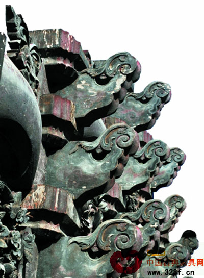 祥云造型的房檐