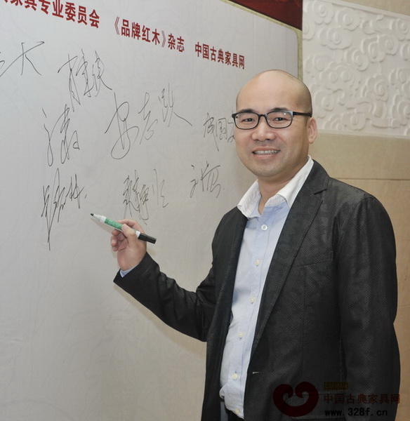 蘇陽紅董事長助理盧嘉林