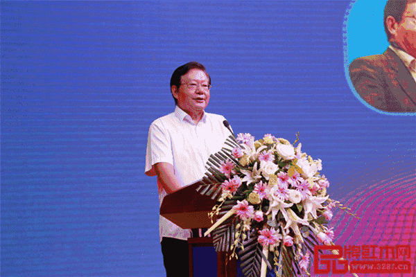 回顧2018中國(guó)(中山)新中式紅木家具展盛況 回顧2018中國(guó)(中山)新中式紅木家具展盛況