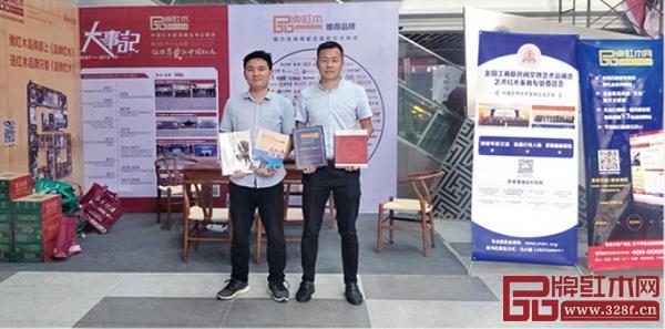 弘木傳媒精英亮相東陽紅博會(huì) 弘木傳媒精英亮相東陽紅博會(huì)