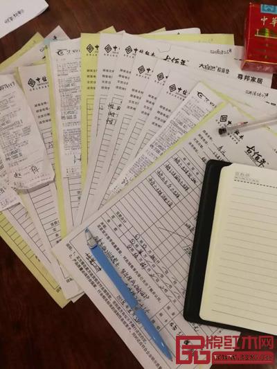 中信紅木諸暨店活動(dòng)現(xiàn)場簽單多多