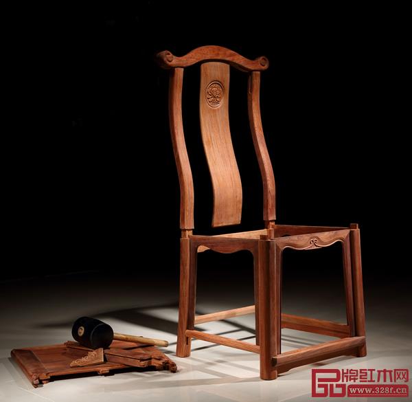 雅仕軒堅信只有品質(zhì)與設(shè)計相得益彰的家具才能算得上高端家具精品