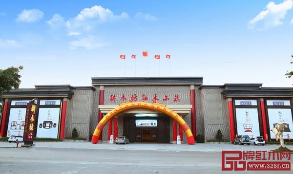 耕木坊紅木小鎮(zhèn)扎根偉人故里廣東中山 耕木坊紅木小鎮(zhèn)扎根偉人故里廣東中山