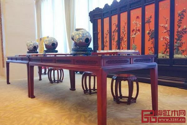 紅木家具亮相中非論壇外事活動 紅木家具亮相中非論壇外事活動
