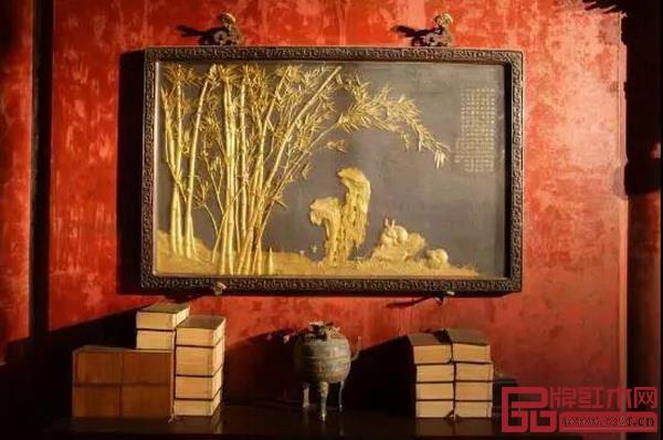 紫檀木邊鍍金竹林鶴兔圖掛屏 紫檀木邊鍍金竹林鶴兔圖掛屏