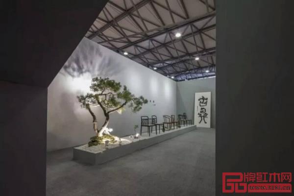 設(shè)計(jì)師新中式品牌帶有各自設(shè)計(jì)師個(gè)人化的氣質(zhì)與風(fēng)格