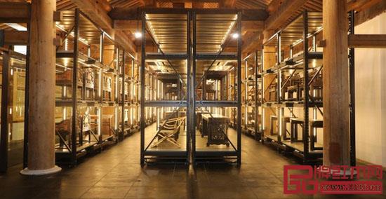 故宮南大庫家具館以倉儲方式向觀眾呈現(xiàn)2000多件明清家具精品 故宮南大庫家具館以倉儲方式向觀眾呈現(xiàn)2000多件明清家具精品