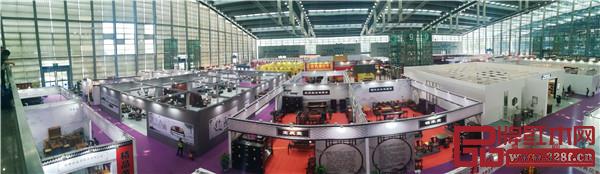 深圳紅木展現(xiàn)場品牌匯聚 深圳紅木展現(xiàn)場品牌匯聚