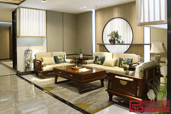 印巷森刻“喜上梅梢”系列中式人文家具?